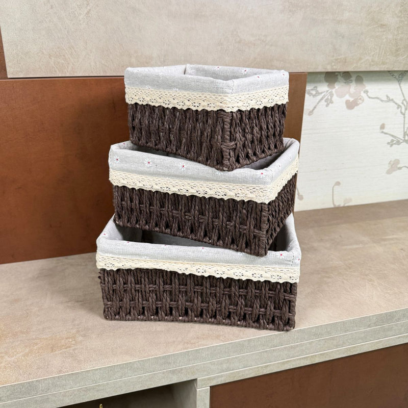 Kit 3 Cestos Organizadores de Vime com Forro em Renda – Elegância e Funcionalidade